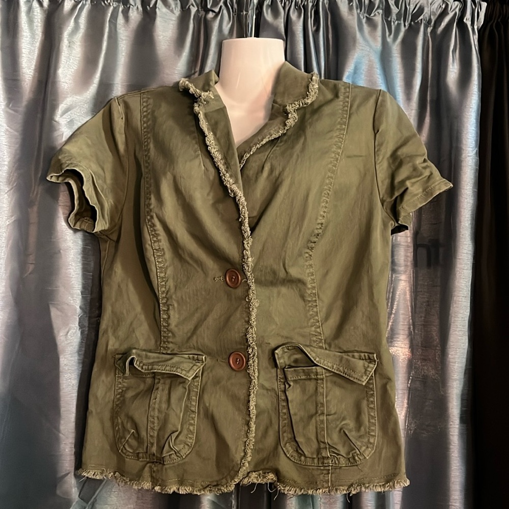 Style and Co short sleeve army green jacket/top